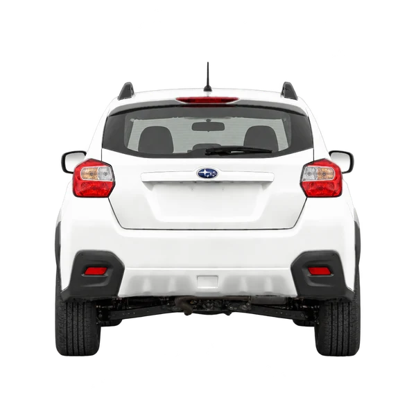Subaru XV 2014 باللون أبيض، منظر من الخلف
