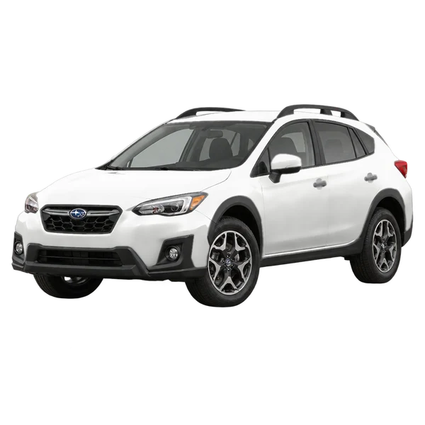 Subaru XV 2023 باللون أبيض، منظر منظر أمامي بزاوية ثلاثة أرباع (متجه لليسار)
