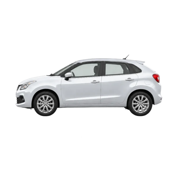 Suzuki Baleno 2019 en plateado, vista lateral (mirando a la izquierda)
