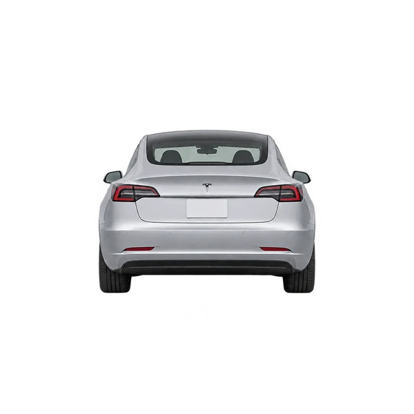 Tesla Model 3 2025 باللون فضي، منظر من الخلف