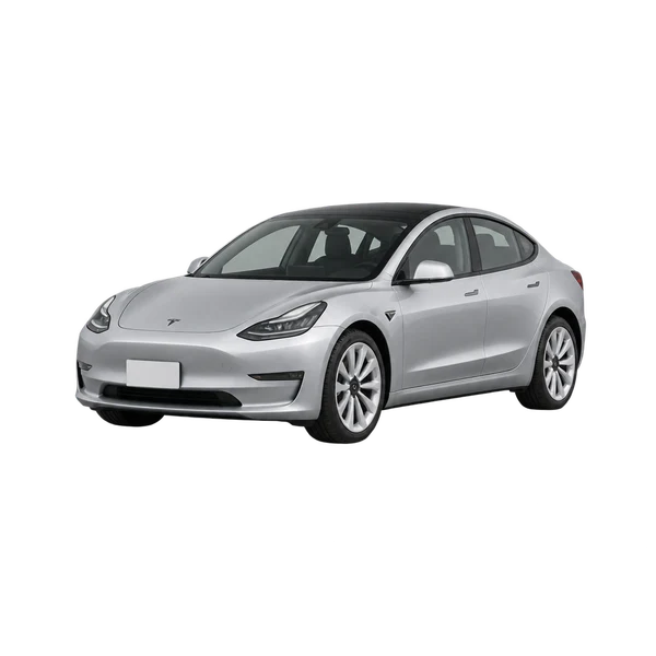 Tesla Model 2021 باللون فضي، منظر منظر أمامي بزاوية ثلاثة أرباع (متجه لليسار)