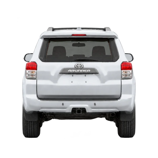 Toyota 4Runner 2011 باللون فضي، منظر من الخلف