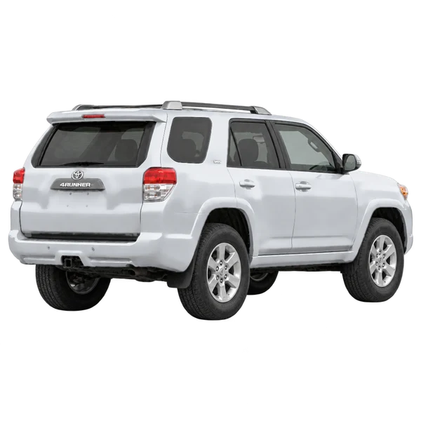 Toyota 4Runner 2021 باللون فضي، منظر منظر خلفي بزاوية ثلاثة أرباع (باتجاه اليمين)