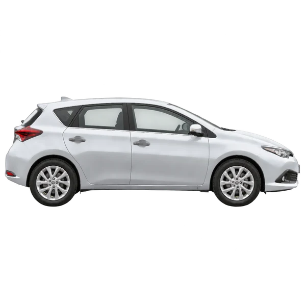 Toyota Auris 2018 باللون فضي، منظر منظر جانبي (باتجاه اليمين)