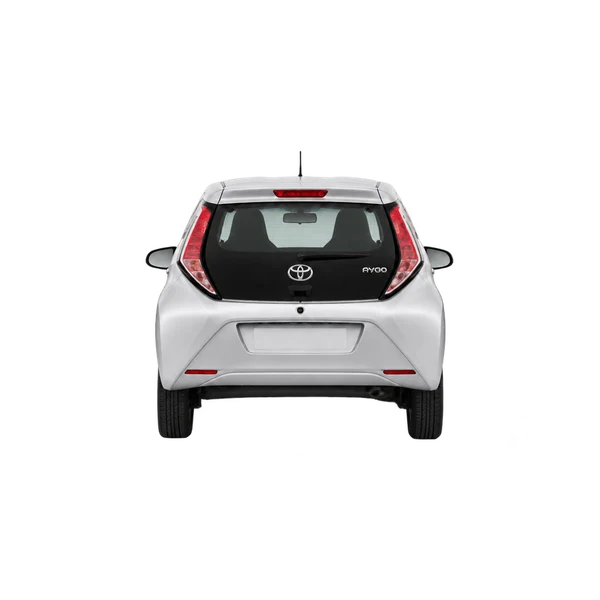 Toyota Aygo 2015 باللون فضي، منظر من الخلف