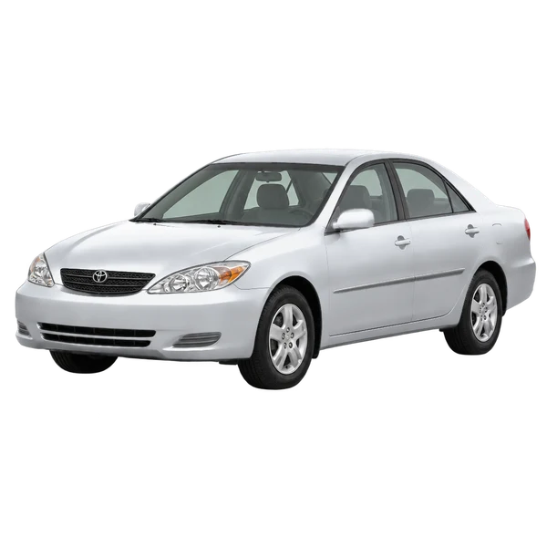 Toyota Camry 2002 en plateado, vista frontal tres cuartos (hacia la izquierda)