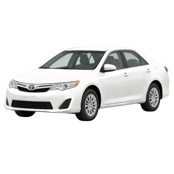 2012 Toyota Camry in weiß, Ansicht: Dreiviertelansicht vorne (nach links gerichtet)