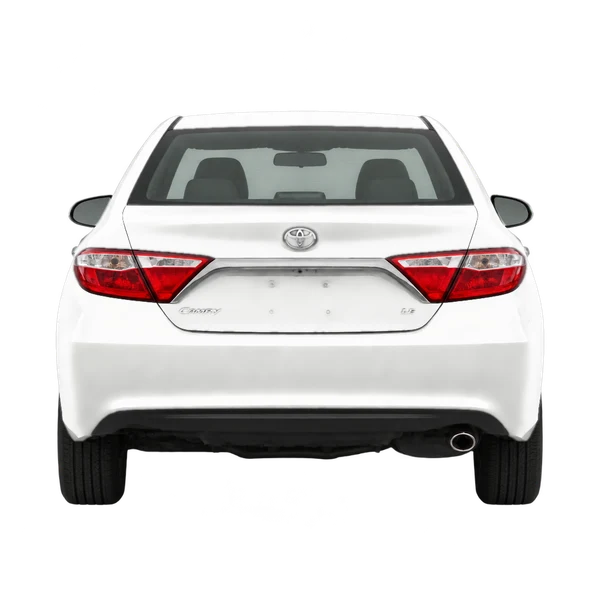 ホワイトの2016 Toyota Camry（リアビュー）
