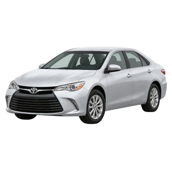 Toyota Camry 2017 باللون فضي، منظر منظر أمامي بزاوية ثلاثة أرباع (متجه لليسار)