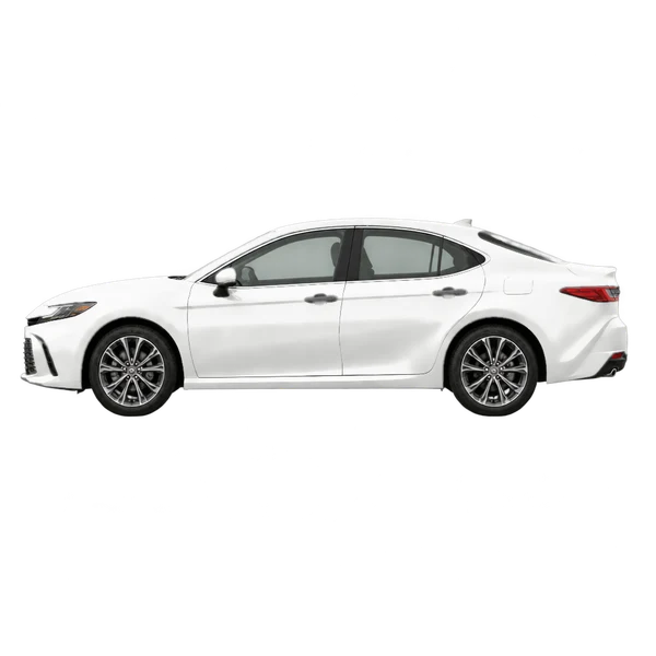 2025 Toyota Camry in weiß, Ansicht: Seite (nach links gerichtet)