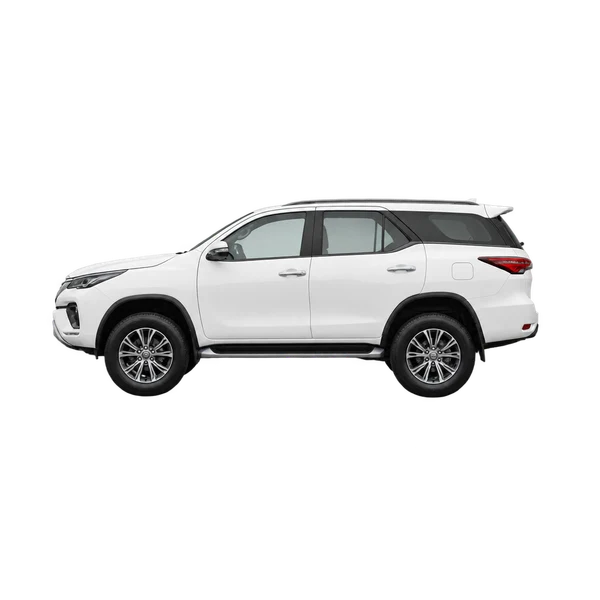 ホワイトの2022 Toyota Fortuner（側面（左向き）ビュー）