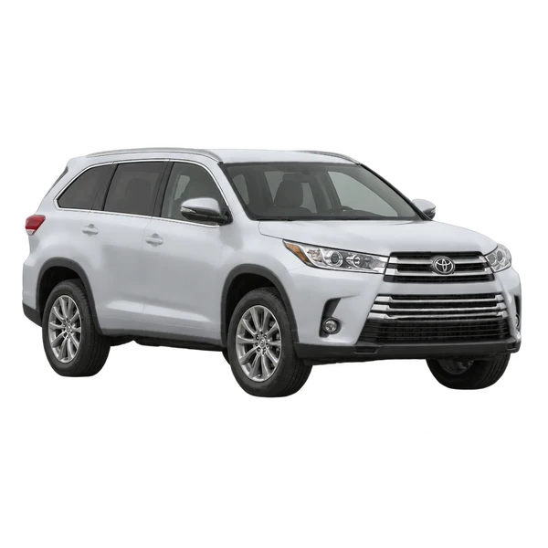 Toyota Highlander 2018 باللون فضي، منظر منظر أمامي بزاوية ثلاثة أرباع (متجه لليسار)