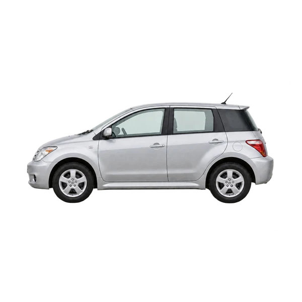 Toyota IST 2005 argent, vue côté (vers la gauche)