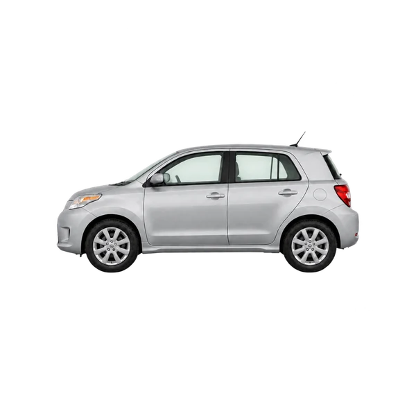 Toyota IST 2010 en plateado, vista lateral (mirando a la izquierda)