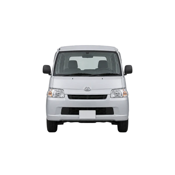 シルバーの2015 Toyota Lite Ace（正面ビュー）