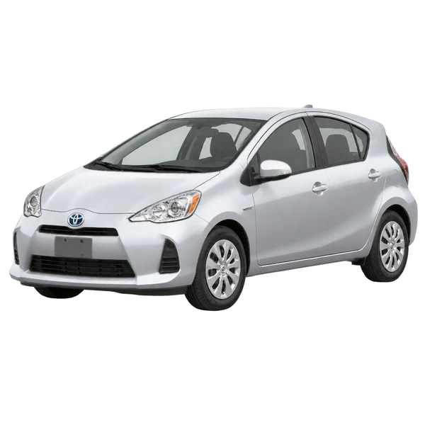 Toyota Prius C 2012 باللون فضي، منظر منظر أمامي بزاوية ثلاثة أرباع (متجه لليسار)