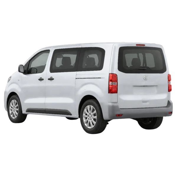 Toyota Proace 2021 en plateado, vista tres cuartos trasero (mirando a la izquierda)