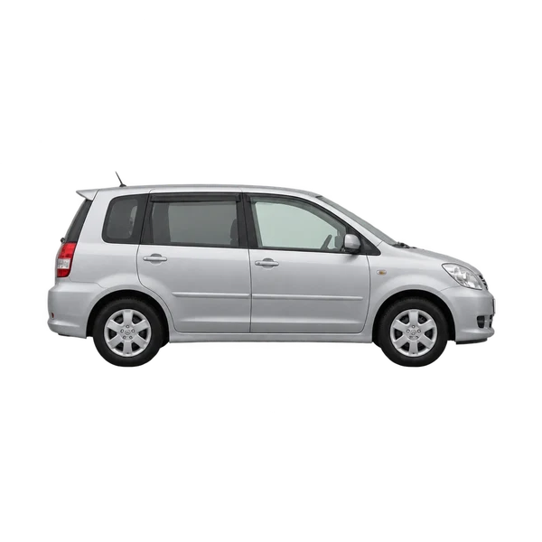 Toyota Raum 2005 en plateado, vista lateral (hacia la derecha)