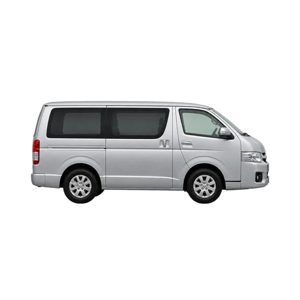 Toyota Regius 2015 باللون فضي، منظر منظر جانبي (باتجاه اليمين)