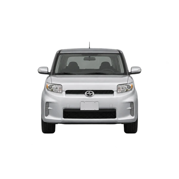 Toyota Scion xB 2015 باللون فضي، منظر أمامي