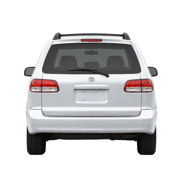 Toyota Sienna 2002 باللون فضي، منظر من الخلف
