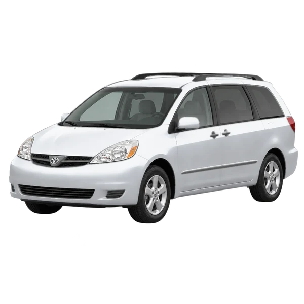 Toyota Sienna 2004 باللون فضي، منظر منظر أمامي بزاوية ثلاثة أرباع (متجه لليسار)