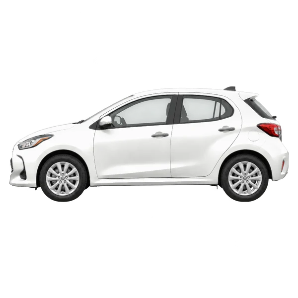 Toyota Yaris 2026 en blanco, vista lateral (mirando a la izquierda)
