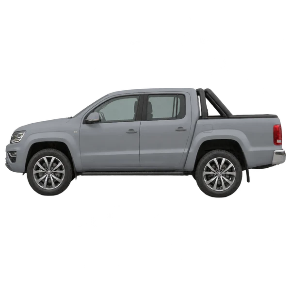 Volkswagen Amarok 2022 باللون رمادي، منظر جانبي (متجه إلى اليسار)