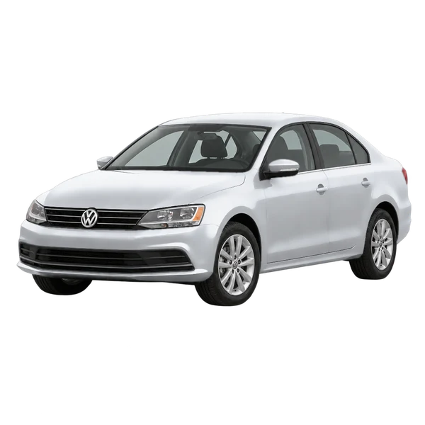 Volkswagen Jetta 2015 en plateado, vista frontal tres cuartos (hacia la izquierda)