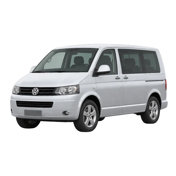 Volkswagen Multivan 2010 باللون فضي، منظر منظر أمامي بزاوية ثلاثة أرباع (متجه لليسار)