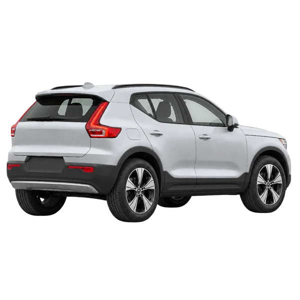 Volvo XC40 2021 باللون فضي، منظر منظر خلفي بزاوية ثلاثة أرباع (باتجاه اليمين)